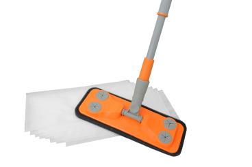 Staubwischer mit Teleskopstiel Grau-Orange und 8 elektrostatischen Einweg-Staubtüchern
 